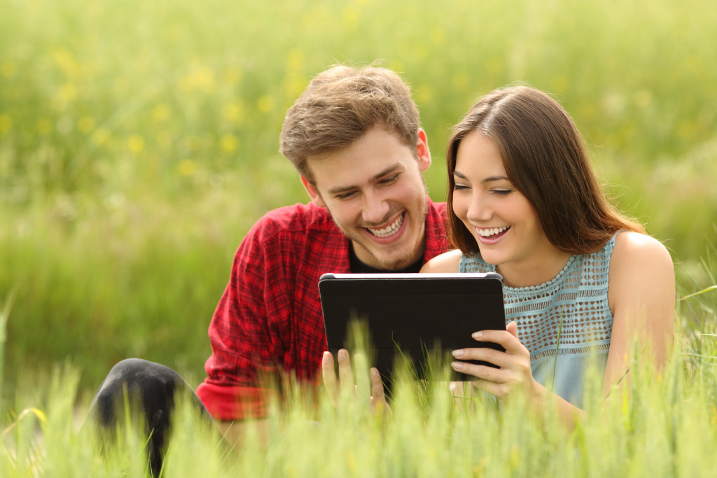 couple playing a game