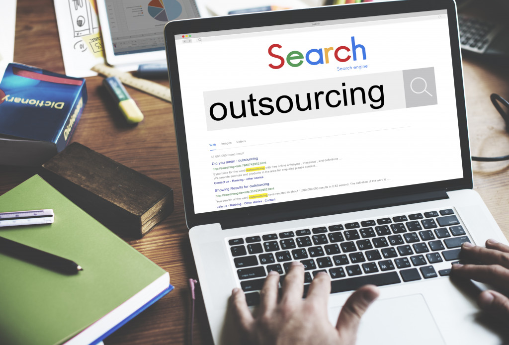 googling outsourcing