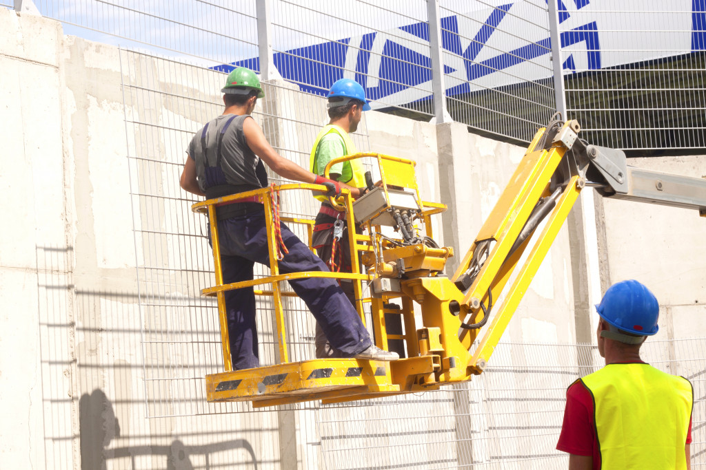 men on crane